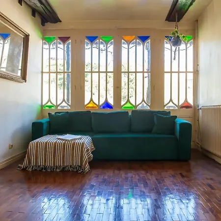 Сasa de vacaciones Spacious 6-bedroom, 5 Bathroom House In