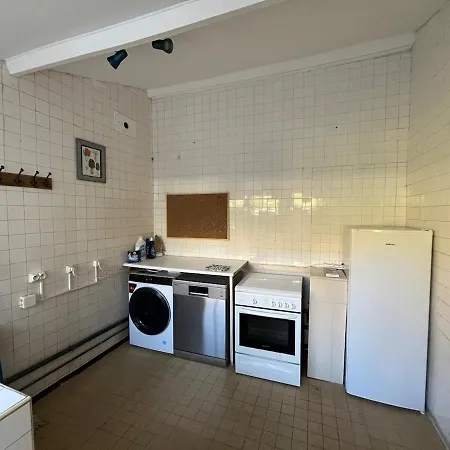 Сasa de vacaciones Spacious 6-bedroom, 5 Bathroom House In Aubeterre-sur-Dronne