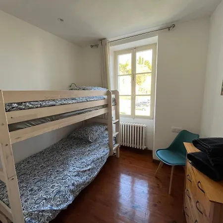 Сasa de vacaciones Spacious 6-bedroom, 5 Bathroom House In