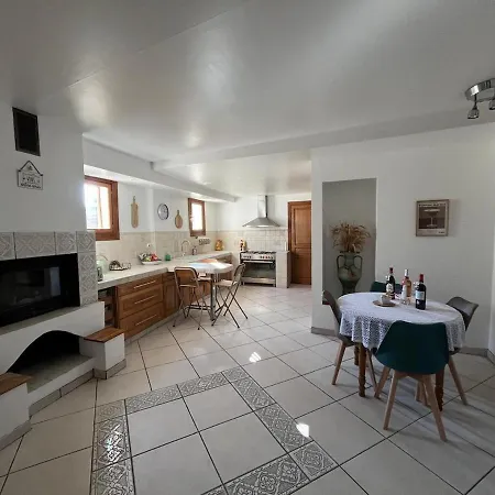Сasa de vacaciones Spacious 6-bedroom, 5 Bathroom House In